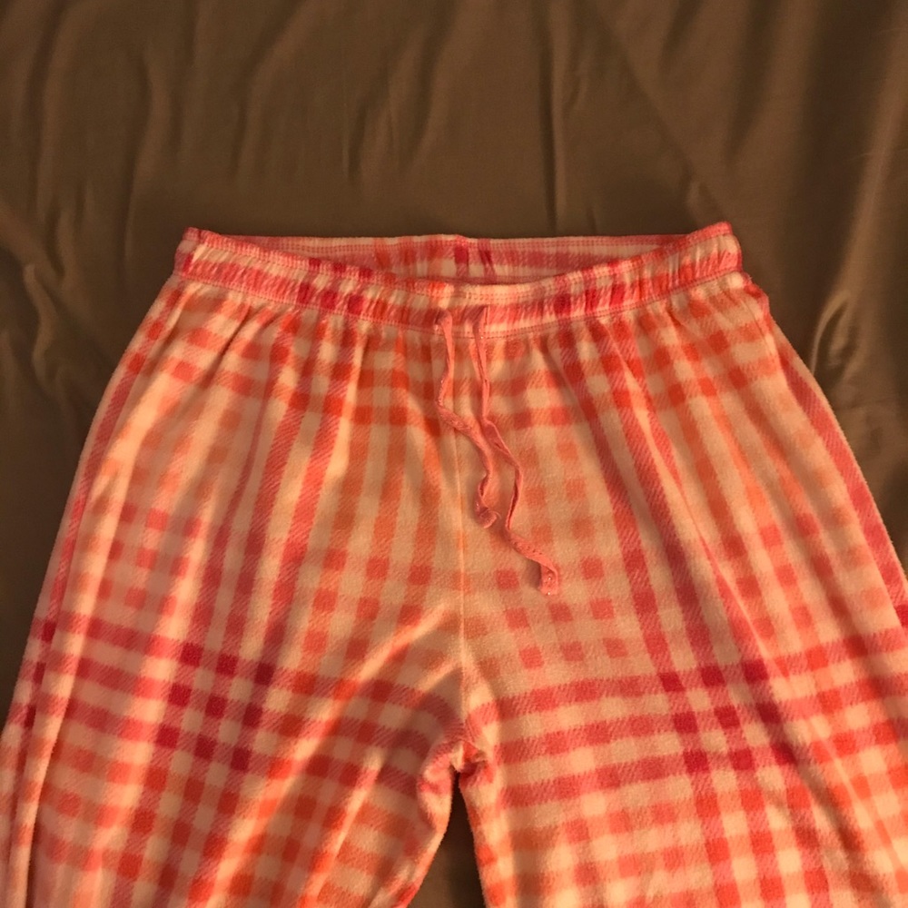 Pink pajamas - Picture 2 of 4